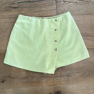 Anthropologie Flat White Button Wrap Mini Skort, XS